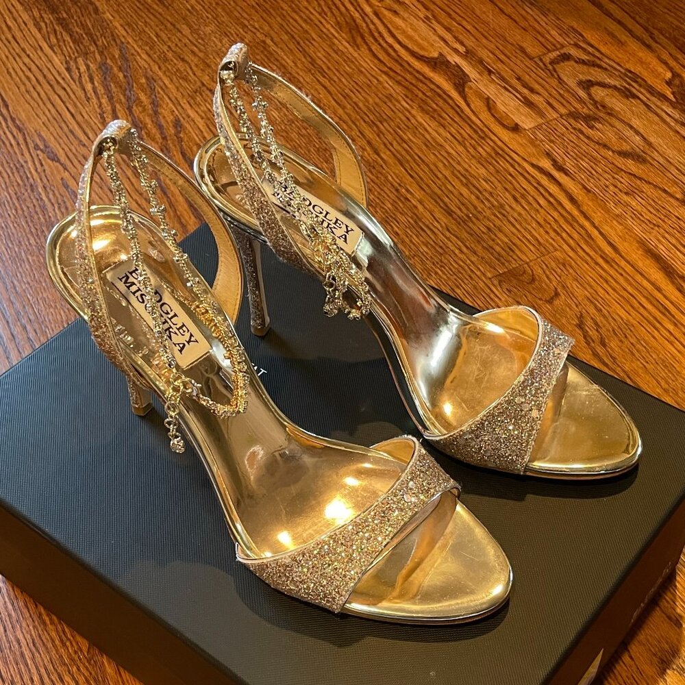 Badgley Mischka Tiffany Stiletto Glamour Sandal, Platinum, Size 7.5